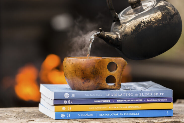 Kuksa ja kirjat